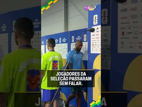 CLIMÃO, SELEÇÃO NÃO PARA PRA FALAR COM A IMPRENSA APÓS ELIMINAÇÃO! #shorts