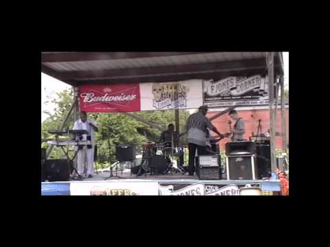 Jake Dean Solo at Beer and Bones Blues Festival
