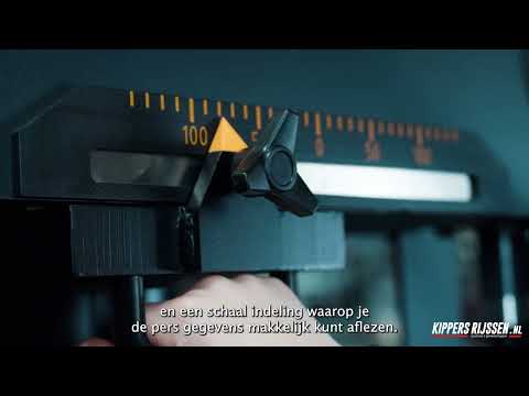 Product video thumbnail