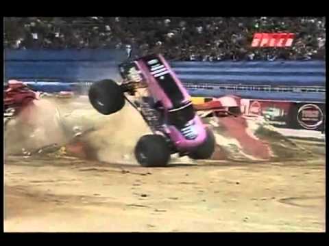 Monster Jam Crashes and Carnage