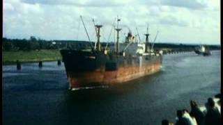 preview picture of video 'MS Kungsholm in Kiel Canal, August 1966'