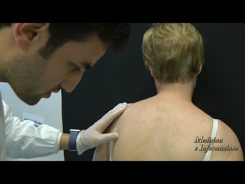 I cosmetici coreani che candeggiano pigmentary posti Decolorazione dei cetrioli di persona
