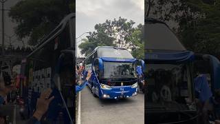 Download lagu Kedatangan bus Persib Bandung ke stadion gbla #busmania #persib #gbla mp3