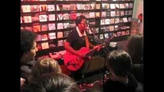 MÉLISSA LAVEAUX - Postman // showcase @ GALS ROCK