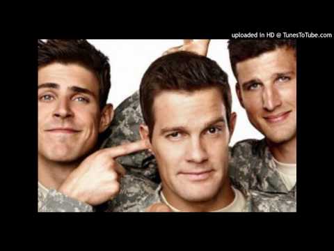 Geoff Stults on FOX's Enlisted