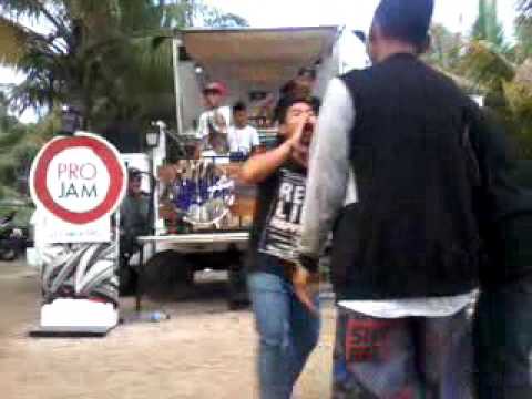 Clinton'Dc as Flip Boy Live Revolution On The Beach