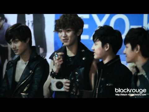 120428 EXO-K Incheon Fan Sign Event  (Chanyeol Fancam)