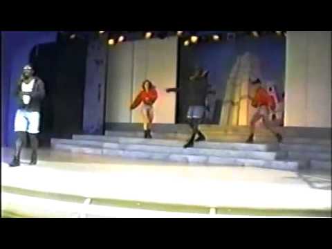 do you wanna get funky hype up the house 2 95.mp4