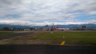 preview picture of video 'Landing at Imphal airport: scenic beauty of North-east'