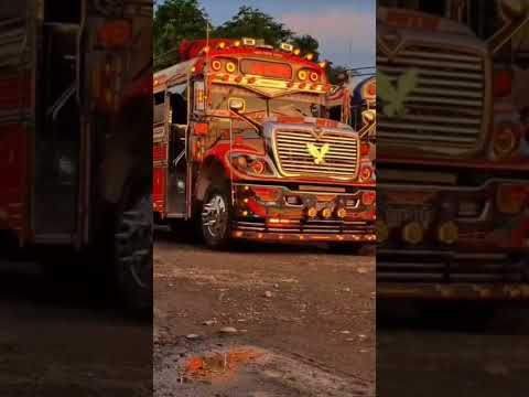 La Consentida entrando a Malacatan San Marcos. #transportessampedrana #laconsentida