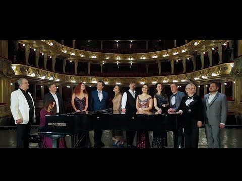 Львівська національна опера вітає із новорічно-різдвяними святами