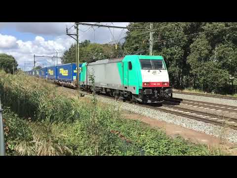 Railtraxx Traxx Locomotive E186 226 With Nice Diverted Montzenroute Intermodal Train at Blerick NL👍🚂