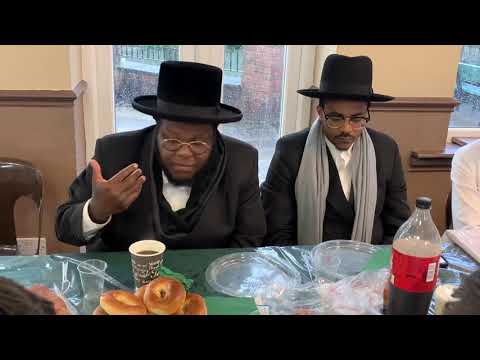 Nissim Black visits & inspires the boys at Yeshivas Darchei Torah Manchester with R AY Goldman!