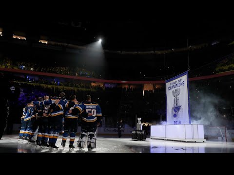 Blues raise the banner, bring the Stanley Cup into opening night festivities