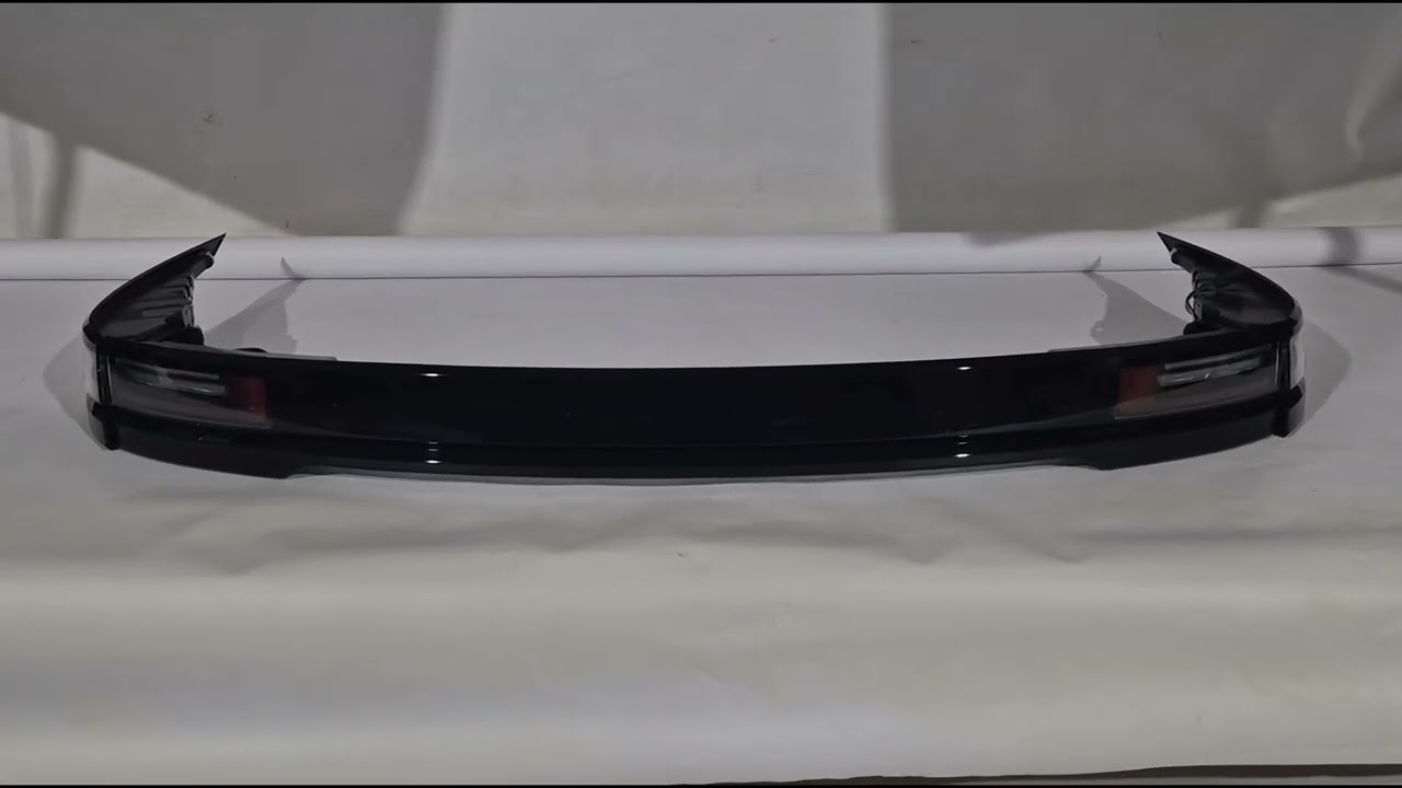 Range Rover Velar 2017- гг. Задние фонари 2025-Style (Комплект) Video 1