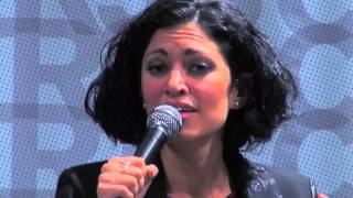 Elena Gadel interpreta bebiendo a sorbos al cicle Més que Música TR3SC