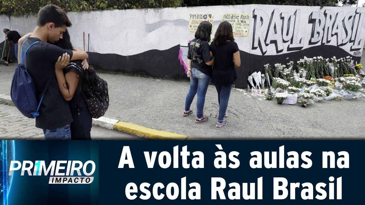 Alunos de escola que foi palco de massacre em Suzano voltam às aulas | Primeiro Impacto (26/03/19)