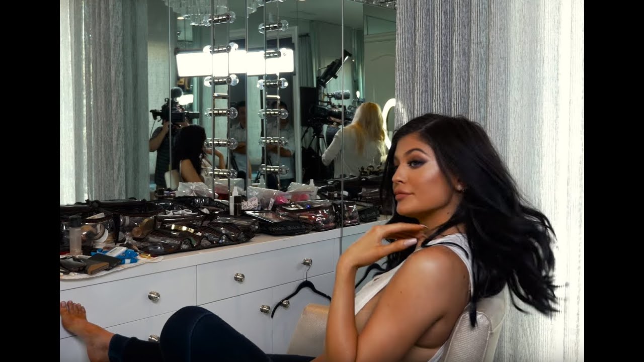 KYLIE GLAM: My Sexy 18th Birthday Look