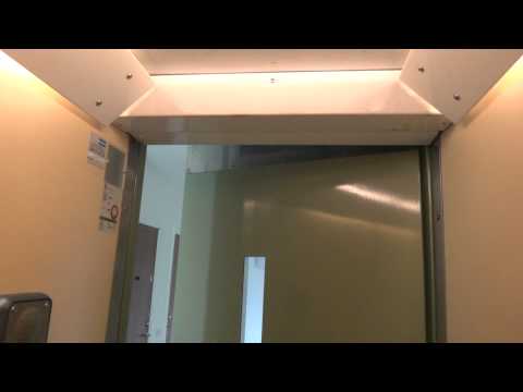 Small DEVE Roped Hydraulic elevator @ Brogatan 5, Bollnäs, Sweden.