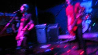 Kepi Ghoulie & Dog Party "Rock'n'Roll Shark" + "Nikki Lee" live @Lo-Fi (MI) 20-06-2012