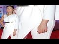 Huma Qureshi Wearing Tight Skinny Legs Scene
