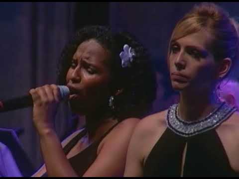 Renascer Praise 15 - És grande, És forte