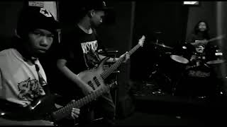 AGAIN THE BURN - RAZOR &#39;UNBROKEN&#39; COVER (REHEARSAL)