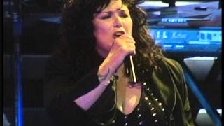 HEART In The Cool 2010 LiVe