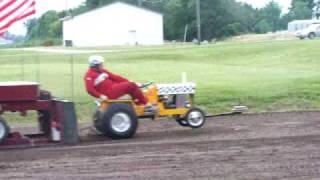 preview picture of video 'Garden Tractor pull 7/5/08 NWMGTPA  1050 Super Stock'
