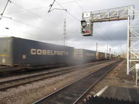 68001+88005 4Z44 Daventry - Mossend passing Doncaster 18 /02/2023