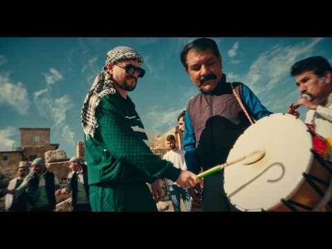 ElMusto - Sarışınlar Çat Çat (Official Music Video)