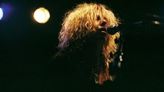 Never The Bride - Kiss Kiss (Live At ULU)