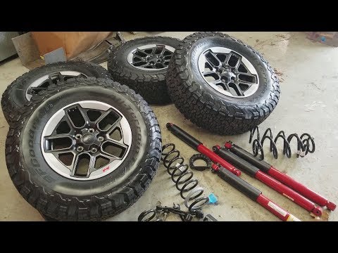 Mopar 2\" Jeep JL Lift Kit | JcrOffroad
