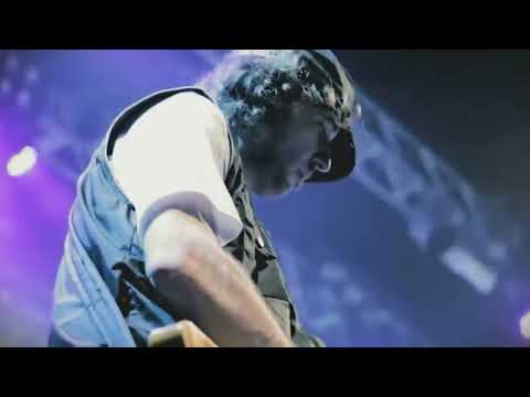 Charlie Brown Jr, Marcelo Falcão - Me Deixa