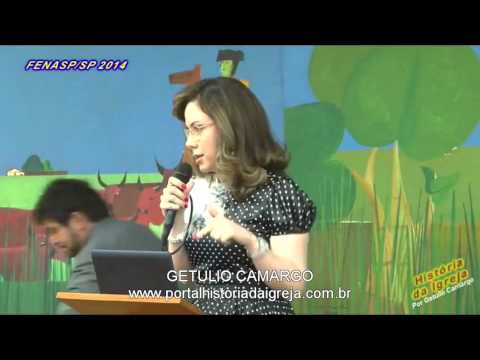 Sarah Sheeva | A cultura da sensualidade e a cachorra que come migalhas