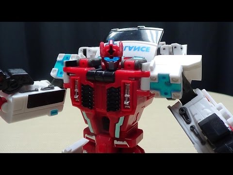 TFC Toys RED CROSS (First Aid): EmGo's Transformers Reviews N' Stuff