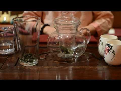 download lagu mp3 mp4 Xiang Pian, download lagu Xiang Pian gratis, unduh video klip Xiang Pian
