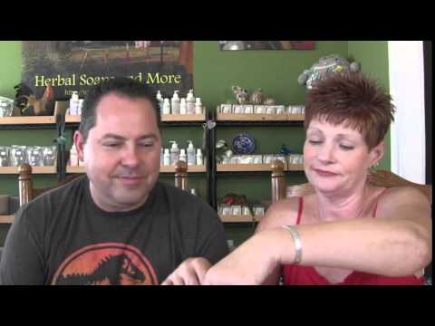 Episode 206: Psychology of Knitting!