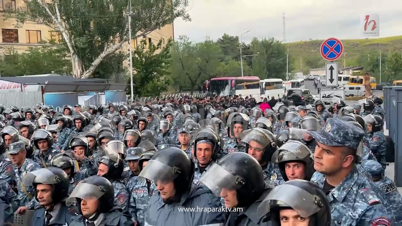 Ինչքան ոստիկան է կանգնած Ամառանոց տանող ճանապարհին