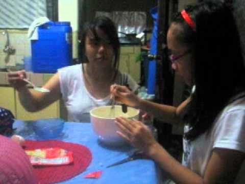 How to Make  A Pancake (Andrea & Lydee)