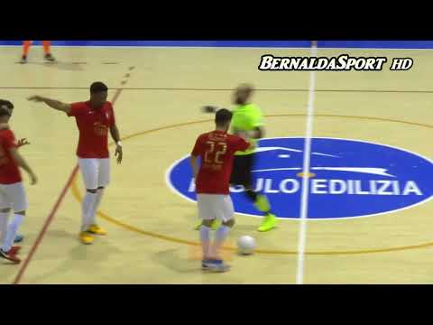 Mario Gallitelli Bernalda Futsal 32 gol 2017/2018