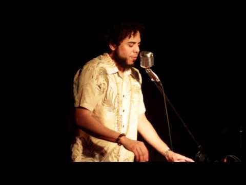João Xavi, feat Biano Lima - Batuqueiro Pedreiro (Artistania, Berlin)