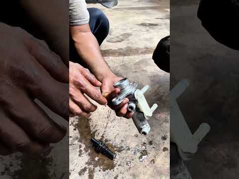 Brake Master Cylinder Dismantling! #BrakeMasterCylinder #brakeproblems #rxmechanic