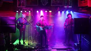 Outside Eyes - Barracuda (John Cale) LIVE