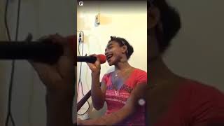 Download lagu Ngakak bencong nyanyi🤣 mp3