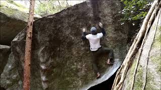 Video thumbnail of 屍 (Corpse), 二段 (7b+). 豊田 (Toyota)
