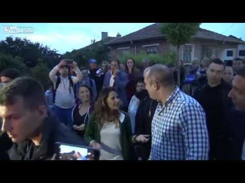 Brazilian tourist photobombs Bulgarian president, asks why he is important