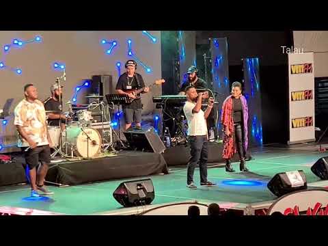 VT1s LIVE IN CONCERT: Easy on me by Adele (cover) - Pojee