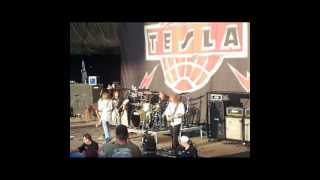 LIFE AND TIMES KARAOKE DUET