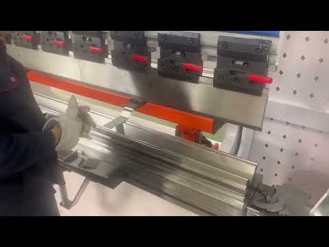 Leapion CNC PRESS BRAKE DE15 SYSTEM